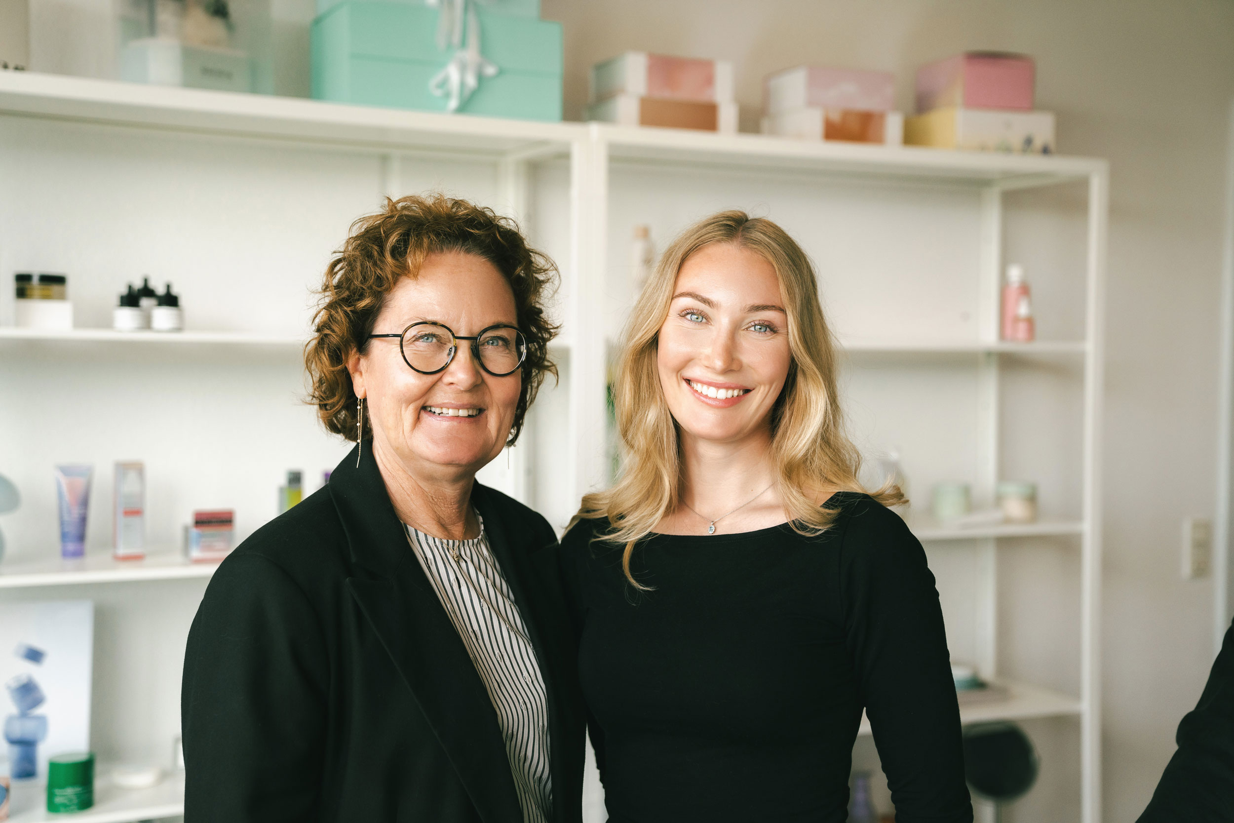 Mette og Katrine Vernegaard, stiftere, Derma Space